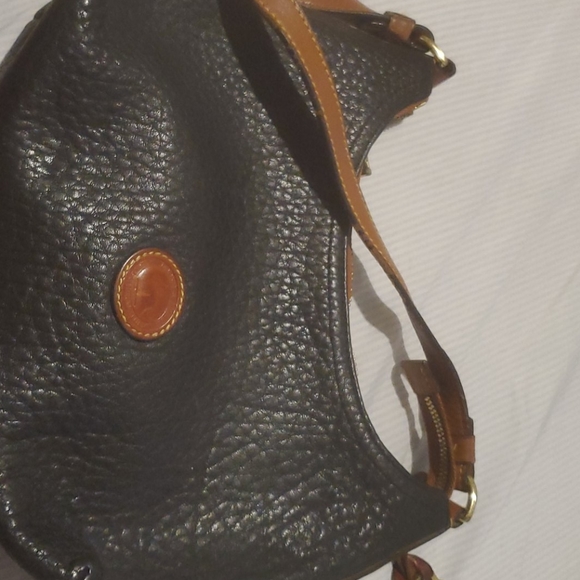 Small black purse - Picture 1 of 4